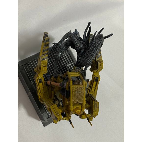 XBOX 360 Aliens Colonial Marines 2013 Microsoft SEGA Collectors Edition No Game - Picture 3 of 10